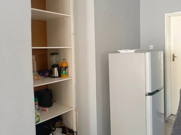 2 Bedroom Flat & Apartment