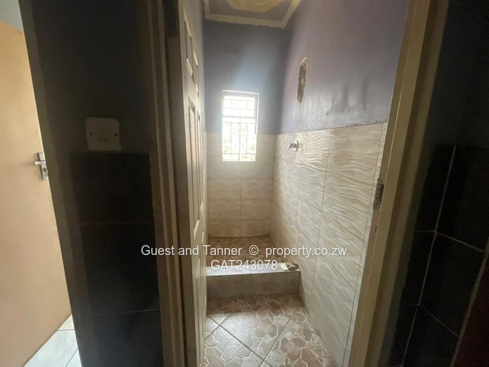 6 bedroom House For Sale In Cold Comfort