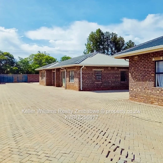 Flat for Sale in Old Marlborough (Sole Mandate)