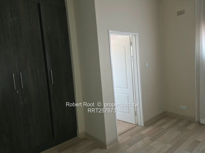6 Bedroom Executive Townhouse to Rent in Helensvale