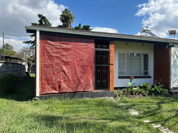 2 Bedroom Garden Flat