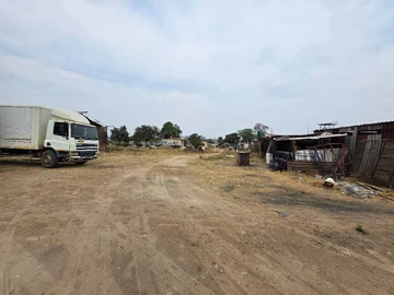 Commercial & Industrial Land