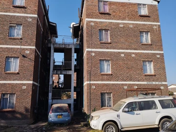2 Bedroom Flat & Apartment