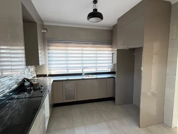 4 Bedroom Garden Flat