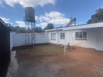 2 Bedroom Garden Flat