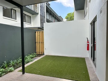 3 Bedroom Garden Flat