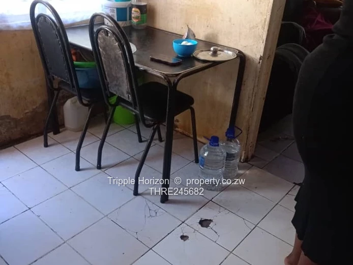 Kuwadzana Extension house, Secure Gate