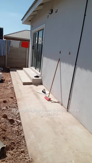 Adelaide Park, Ruwa 2 bed cottage for rent!