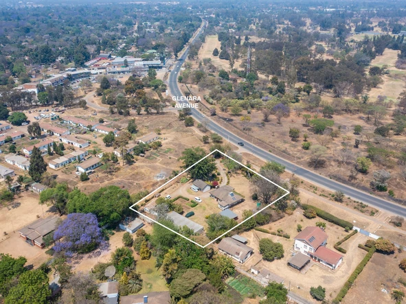 Glenara Road Frontage; 4193 Sqms