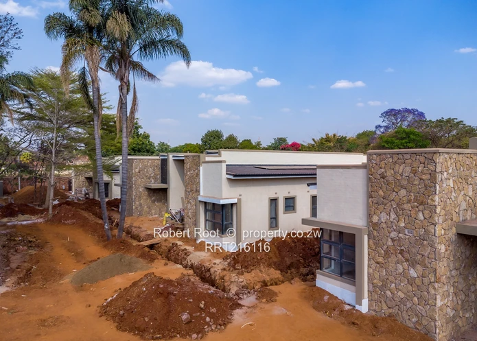 3-Bed Simplex Units with Garden & Borehole