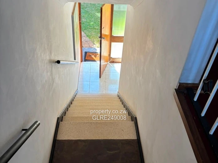 Sunny 3-Bed Avondale Flat with Garden & Borehole