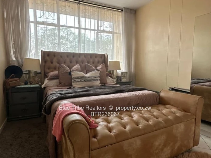 Flat for sale in Avenues