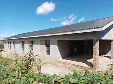 Stunning 4-Bedroom House in Crowhill Views, Harare North going for $93000 neg with a Cession