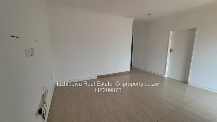 Modern 2 Bedroom Cottage To Lease (Sole Mandate)