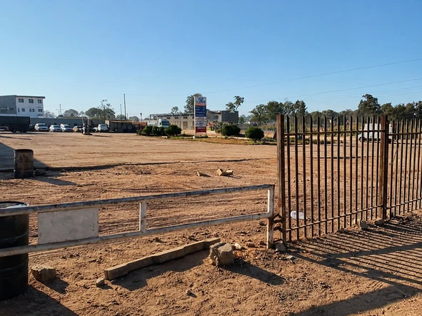 Commercial & Industrial Land