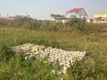 Commercial & Industrial Land