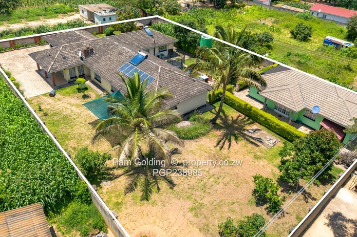 House with seperate cottage - Ideal for Rental Income