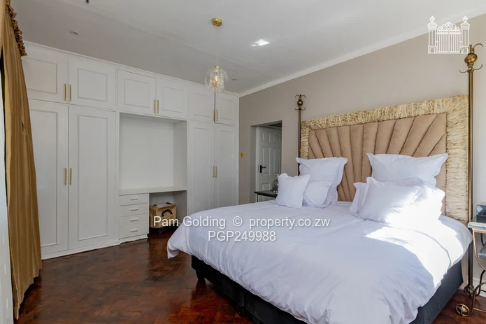 Luxurious Fully Furnished Home in Glen Lorne (Sole Mandate)
