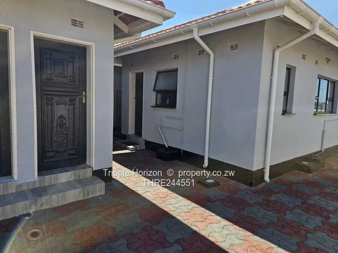 Glaudina 5-Bed Home — Modern Island Kitchen, Borehole