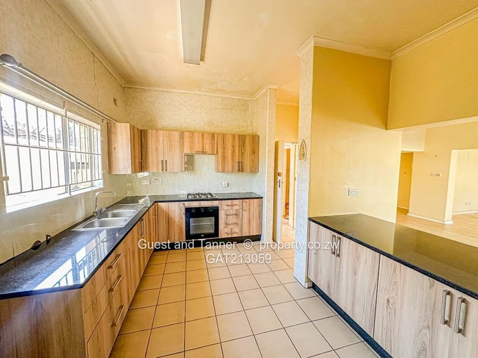 Spacious 4-Bedroom Greendale Apartment for Rent in Greendale