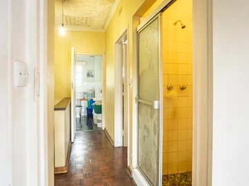 2 Bedroom Garden Flat