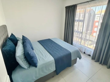 3 Bedroom Flat & Apartment