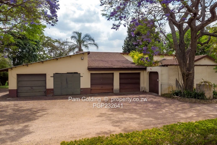 3 properties, each on an acre in Prospect