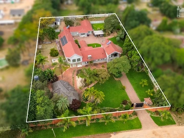 5 Bedroom House