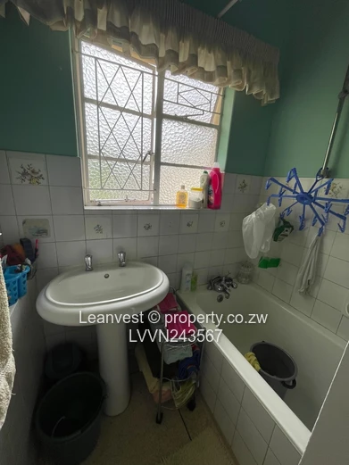 Avondale West Flat For Sale 