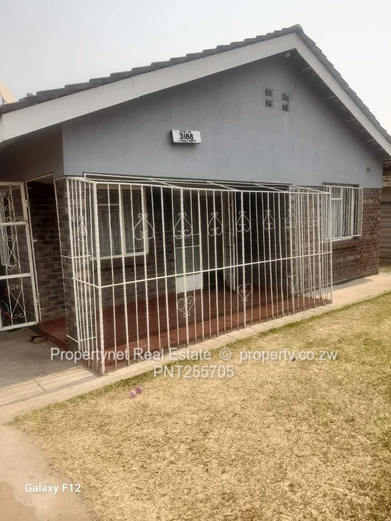 Solid neat family home!!!