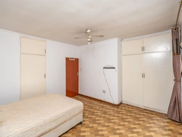 3 Bedroom Flat & Apartment