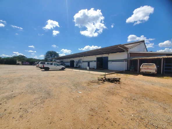 An expansive Retail Outlet for sale in Kwekwe