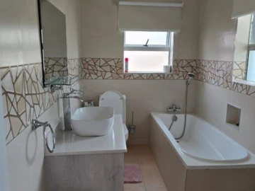 3 Bedroom Garden Flat