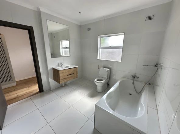 2 Bedroom Garden Flat