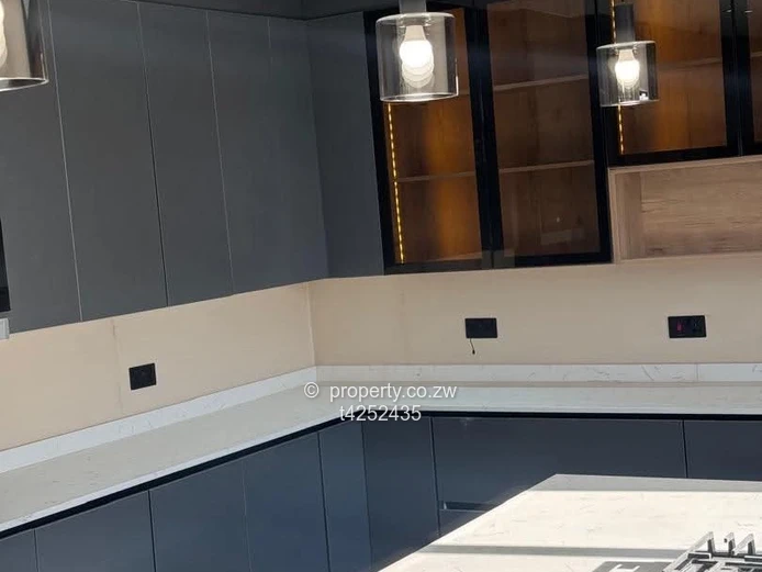 Madokero house to rent 