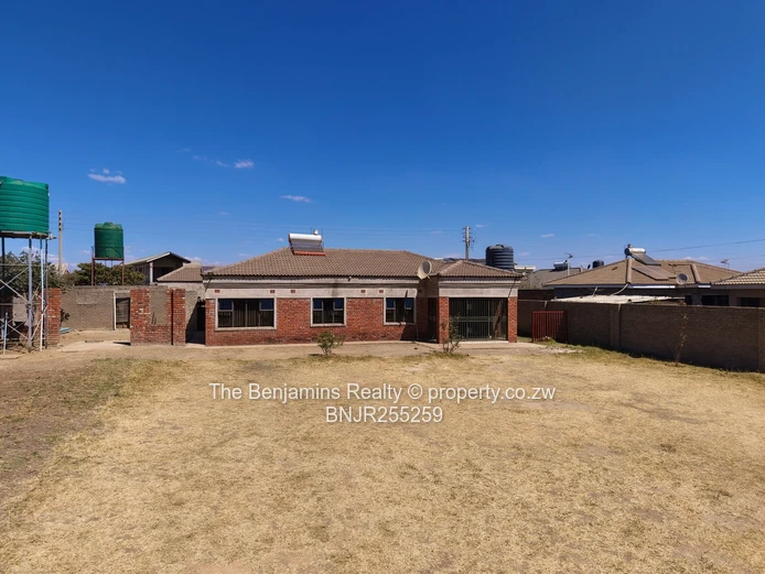 Sandton Cottage On Sale