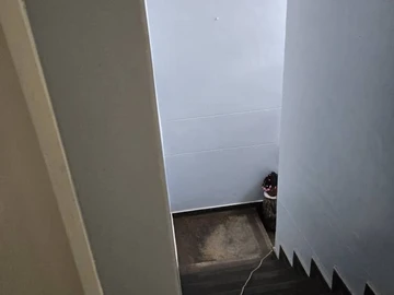 3 Bedroom Flat & Apartment