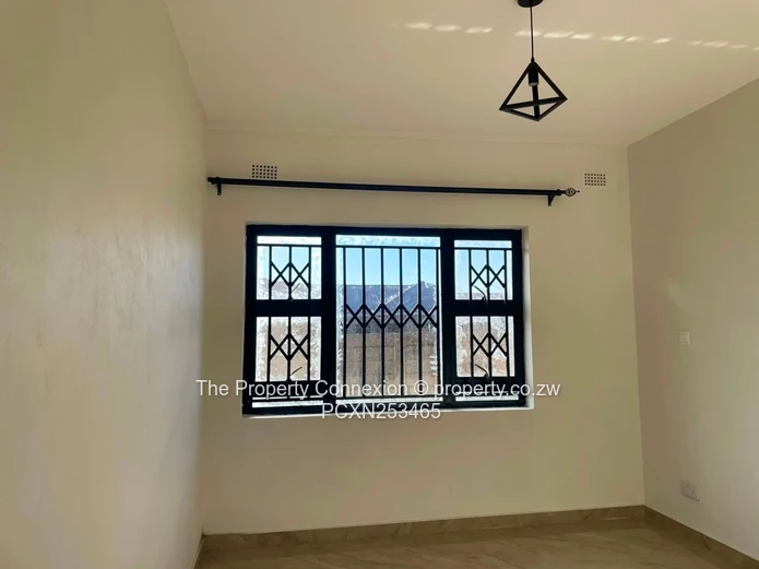 Modern 3-Bedroom Executive Apartment in Tynwald – Prestigious Gated Community