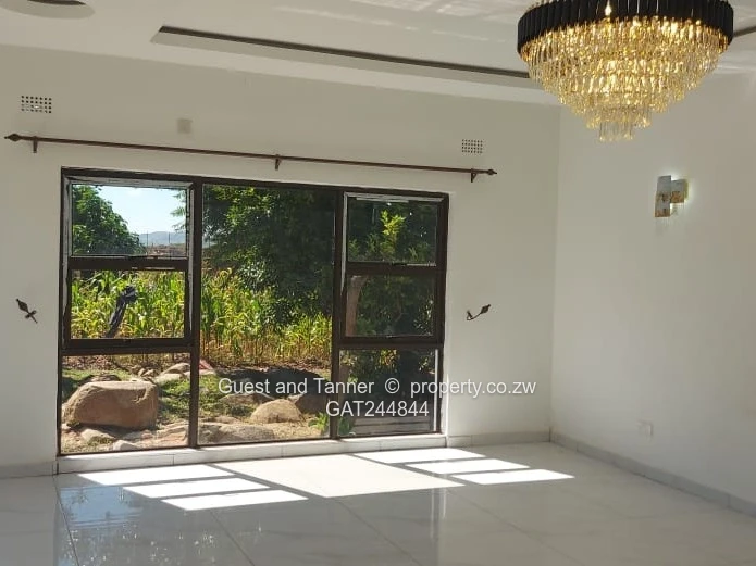 4 Bedroomed house For Sale In Crowhill