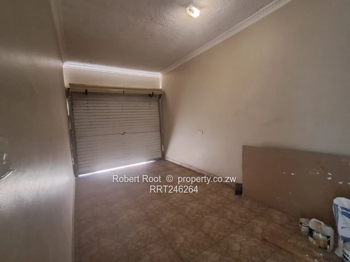 Spacious 3 bed duplex townhouse