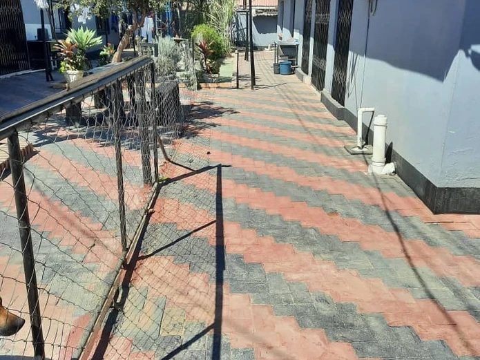 Zimre park house to rent 