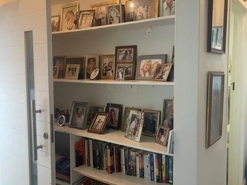 2 Bedroom Flat & Apartment