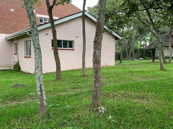 6 Bedroom House