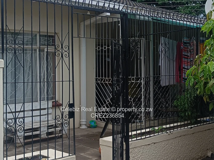 Chadcombe garden flat to rent