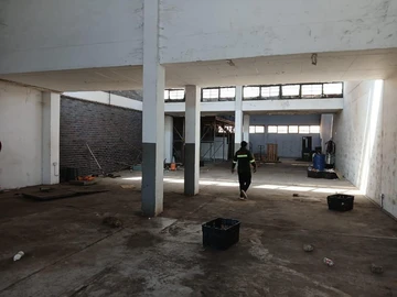 Warehouse & Factory