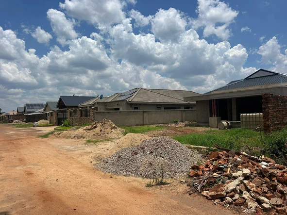 Stands & Residential Land