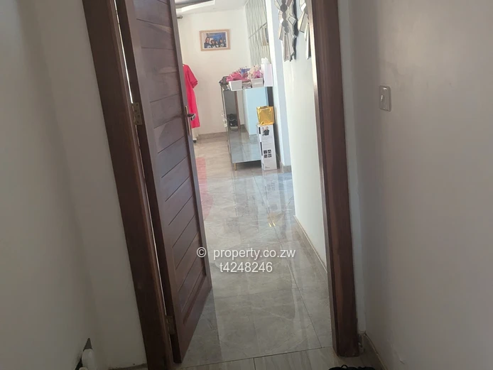 Borrowdale Carrick Creagh estate fully furnished house to rent  (Sole Mandate)