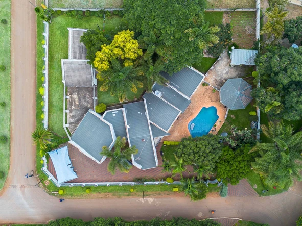 5 Bedroom House