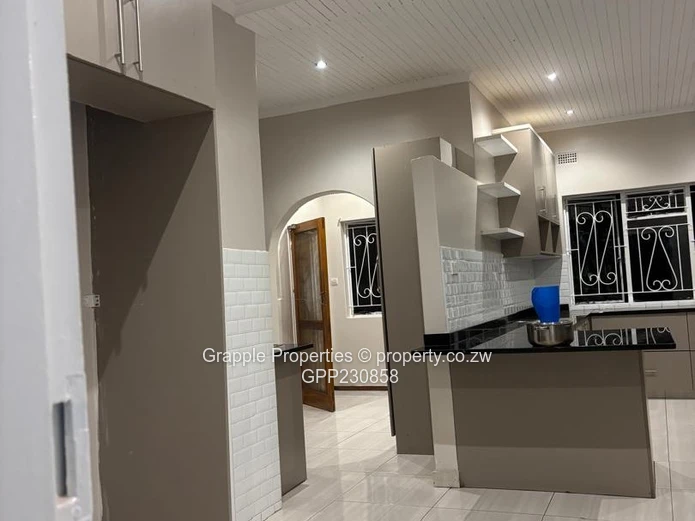 Highlands home to let  (Sole Mandate)