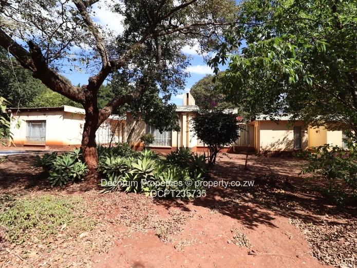 Spacious 4-Bedroom House for Sale in Greendale North